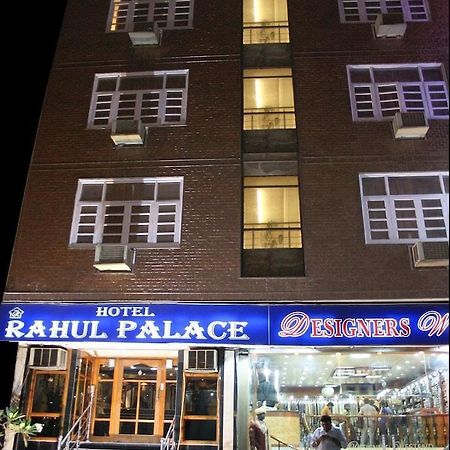 Hotel Rahul Palace New Delhi Exteriör bild