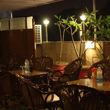 Hotel Rahul Palace New Delhi Restaurang bild
