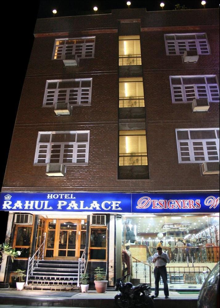 Hotel Rahul Palace New Delhi Exteriör bild