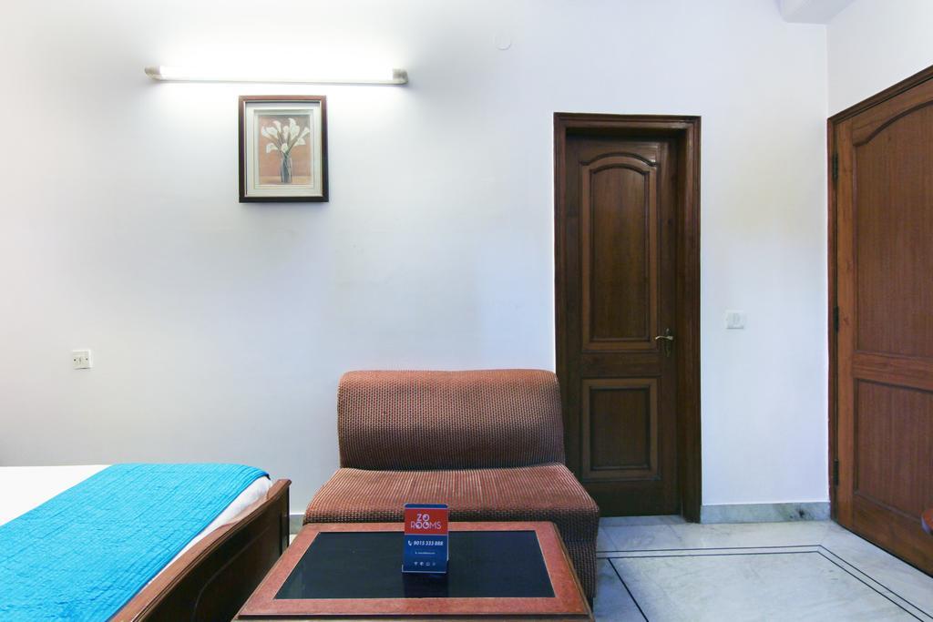Hotel Rahul Palace New Delhi Exteriör bild